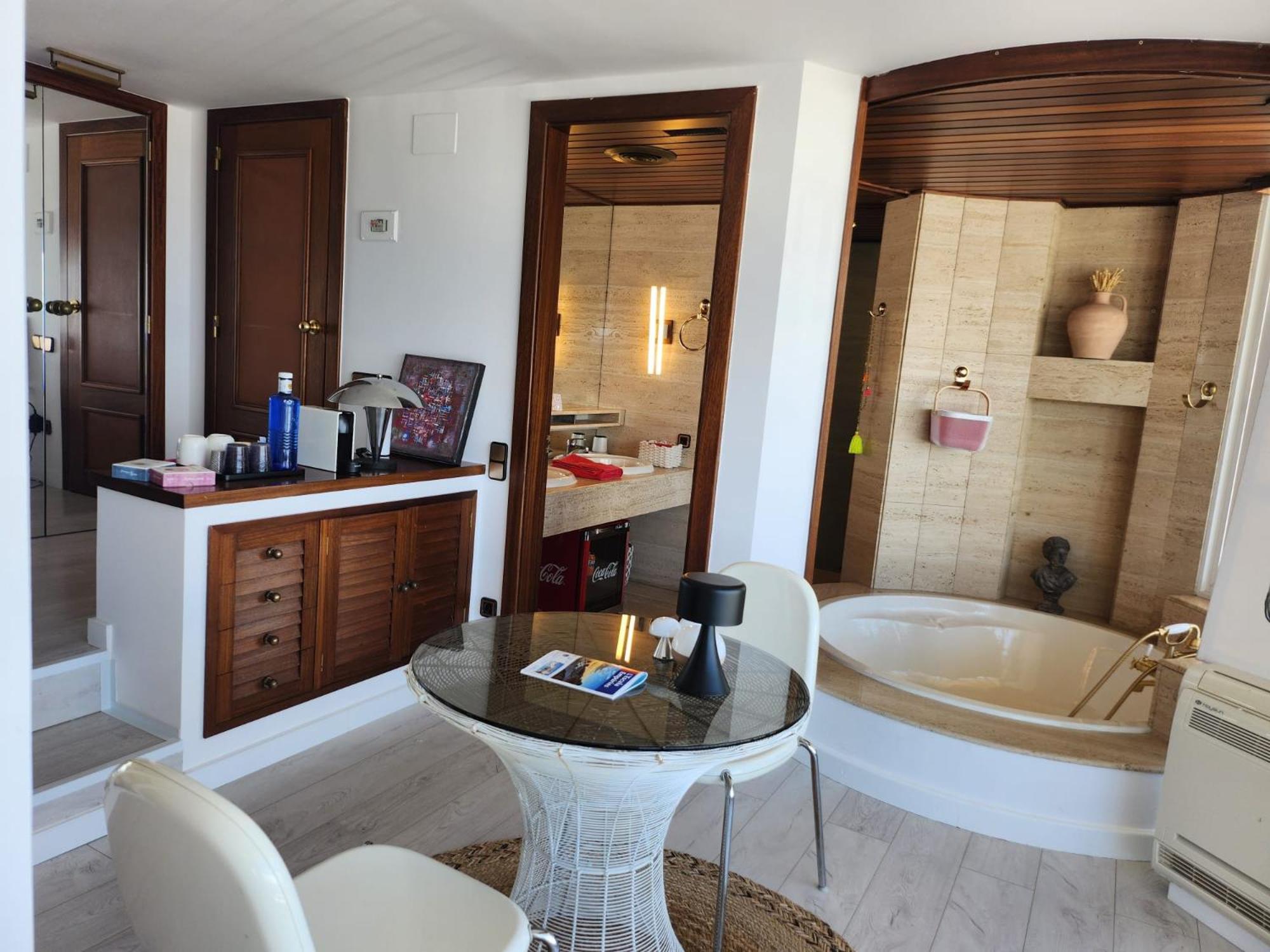Solo Atico Guest Suites L' Escala Dış mekan fotoğraf
