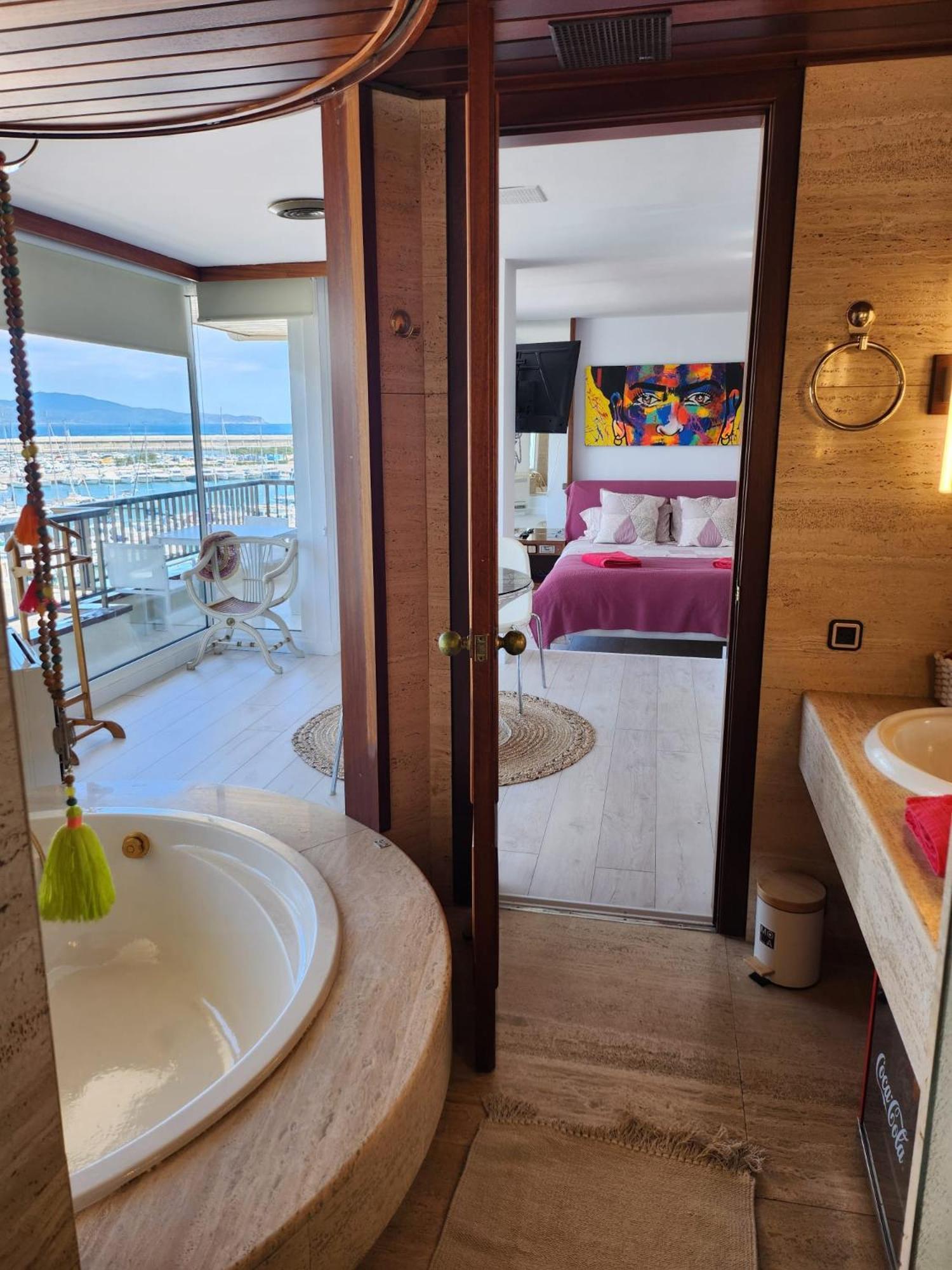 Solo Atico Guest Suites L' Escala Dış mekan fotoğraf